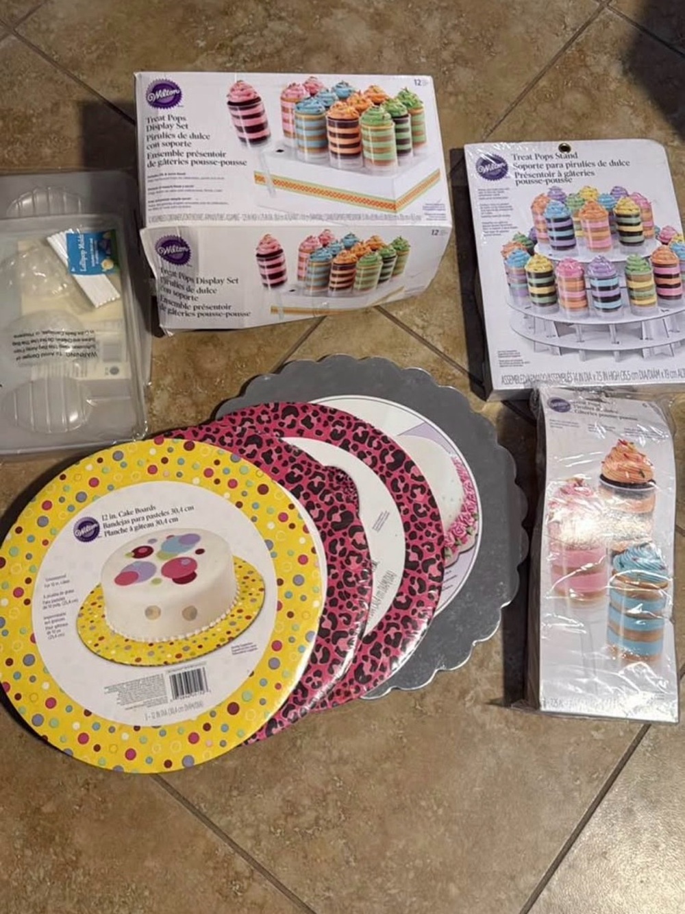 Wilton Party Cake Boards and Treat Pop Display Set - Multicolor